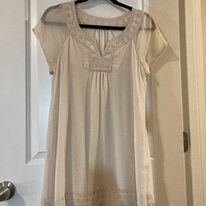 Vintage cream boho style dress. Waist tie. Size S-M.